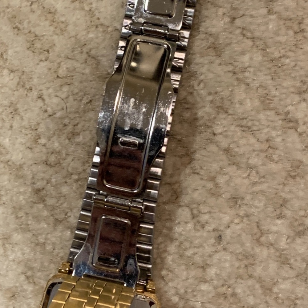 Nice Pulsar Gold Tone Rectangular Date Dress Watch - image 8